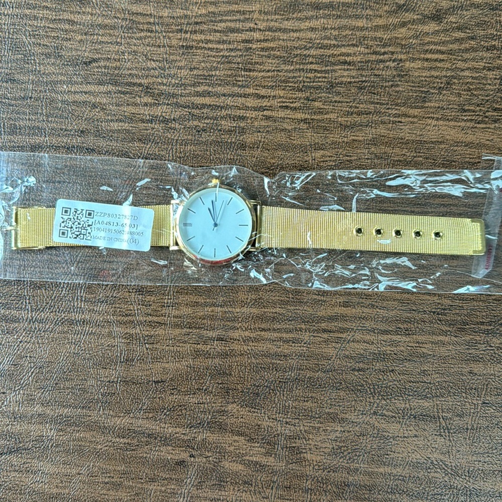 Gold Watch - Picture 2 of 6